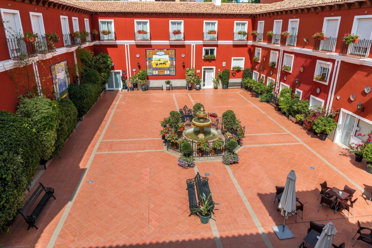 Hotel Romerito Malaga Exterior photo